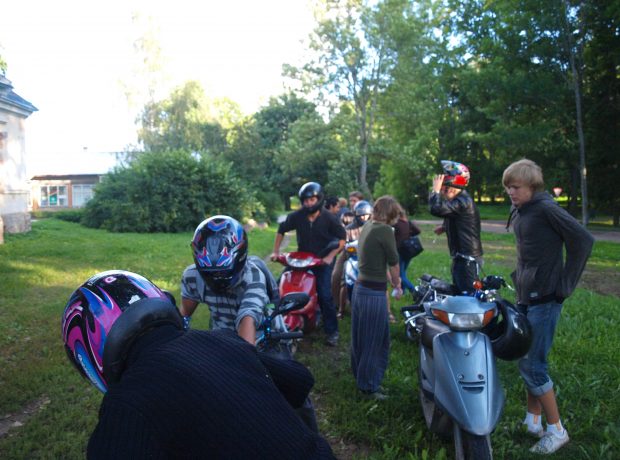 Moped procession